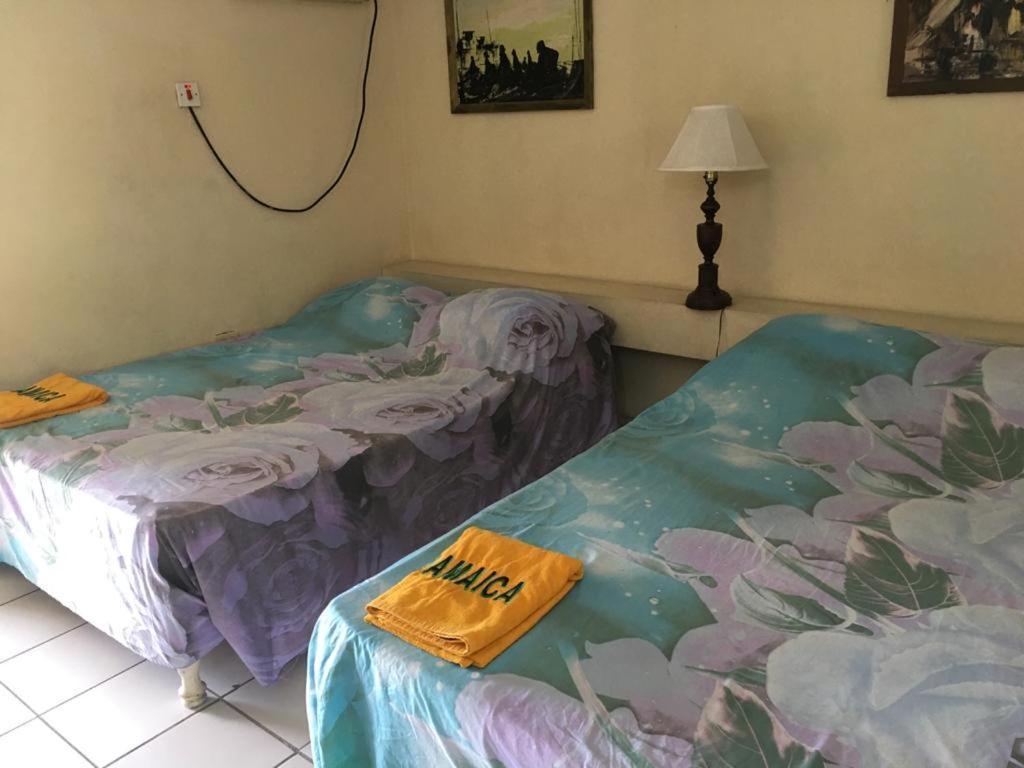 Deluxe Montego Bay Club Studio & Suites エクステリア 写真