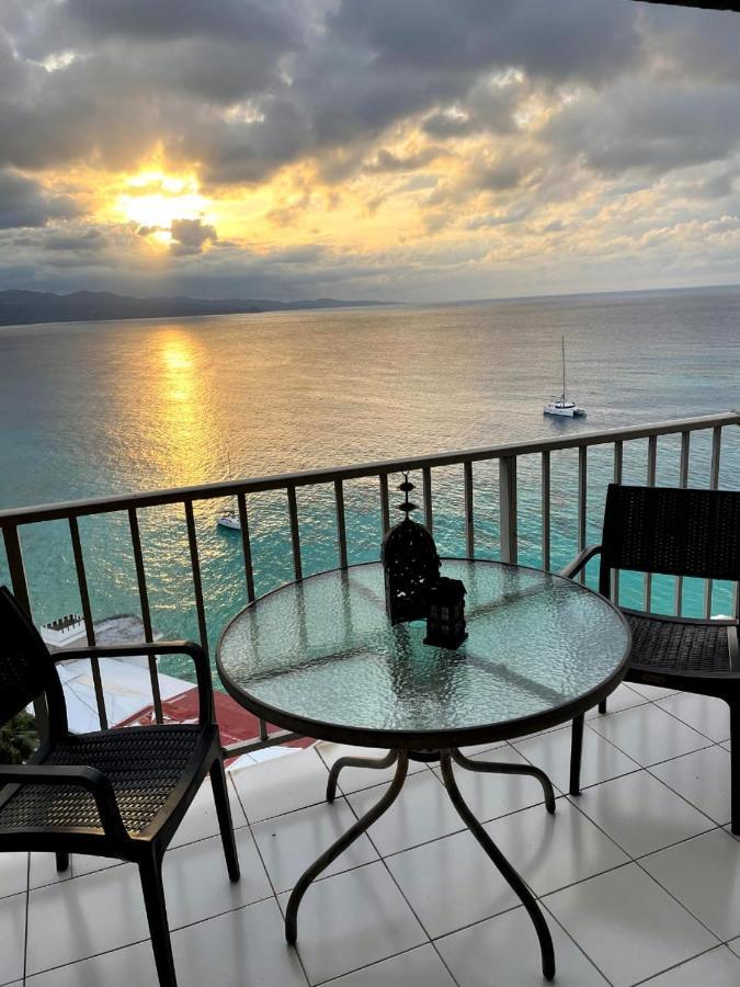 Deluxe Montego Bay Club Studio & Suites エクステリア 写真