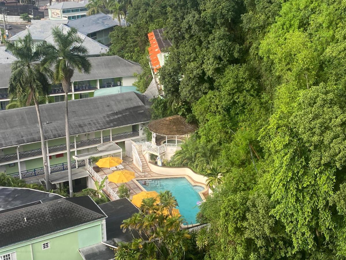 Deluxe Montego Bay Club Studio & Suites エクステリア 写真