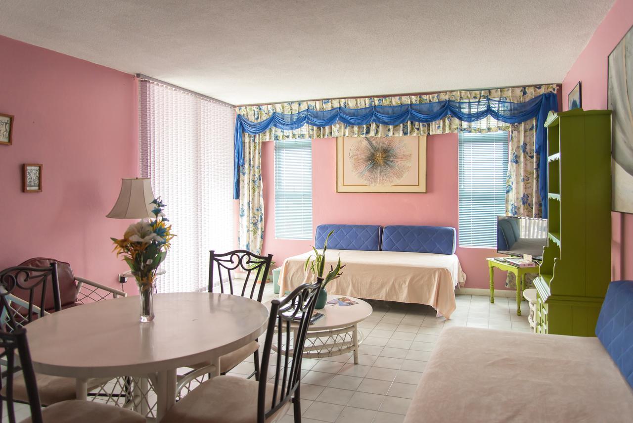 Deluxe Montego Bay Club Studio & Suites エクステリア 写真