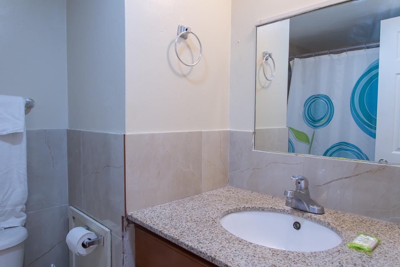 Deluxe Montego Bay Club Studio & Suites エクステリア 写真