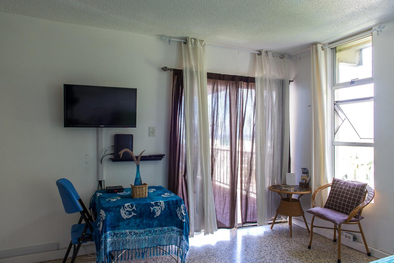 Deluxe Montego Bay Club Studio & Suites エクステリア 写真