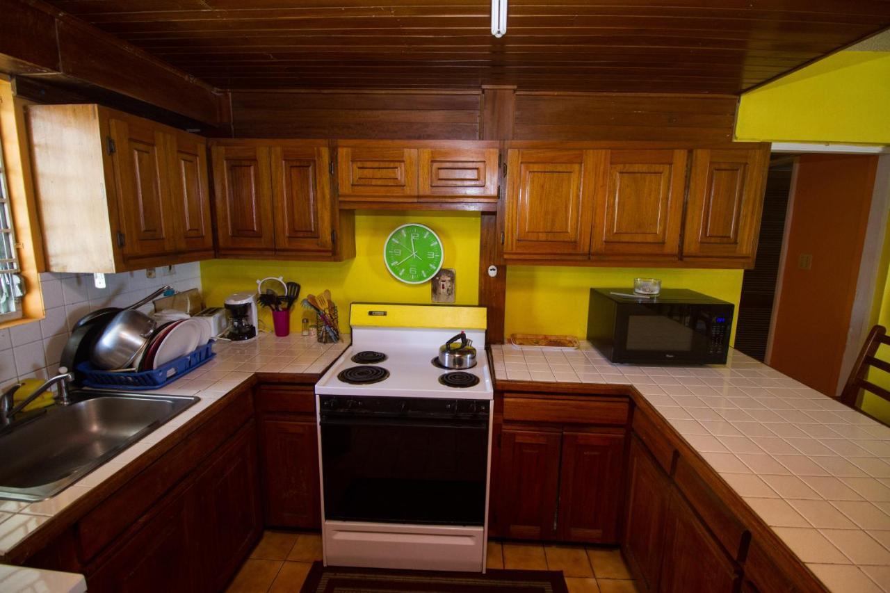 Deluxe Montego Bay Club Studio & Suites エクステリア 写真